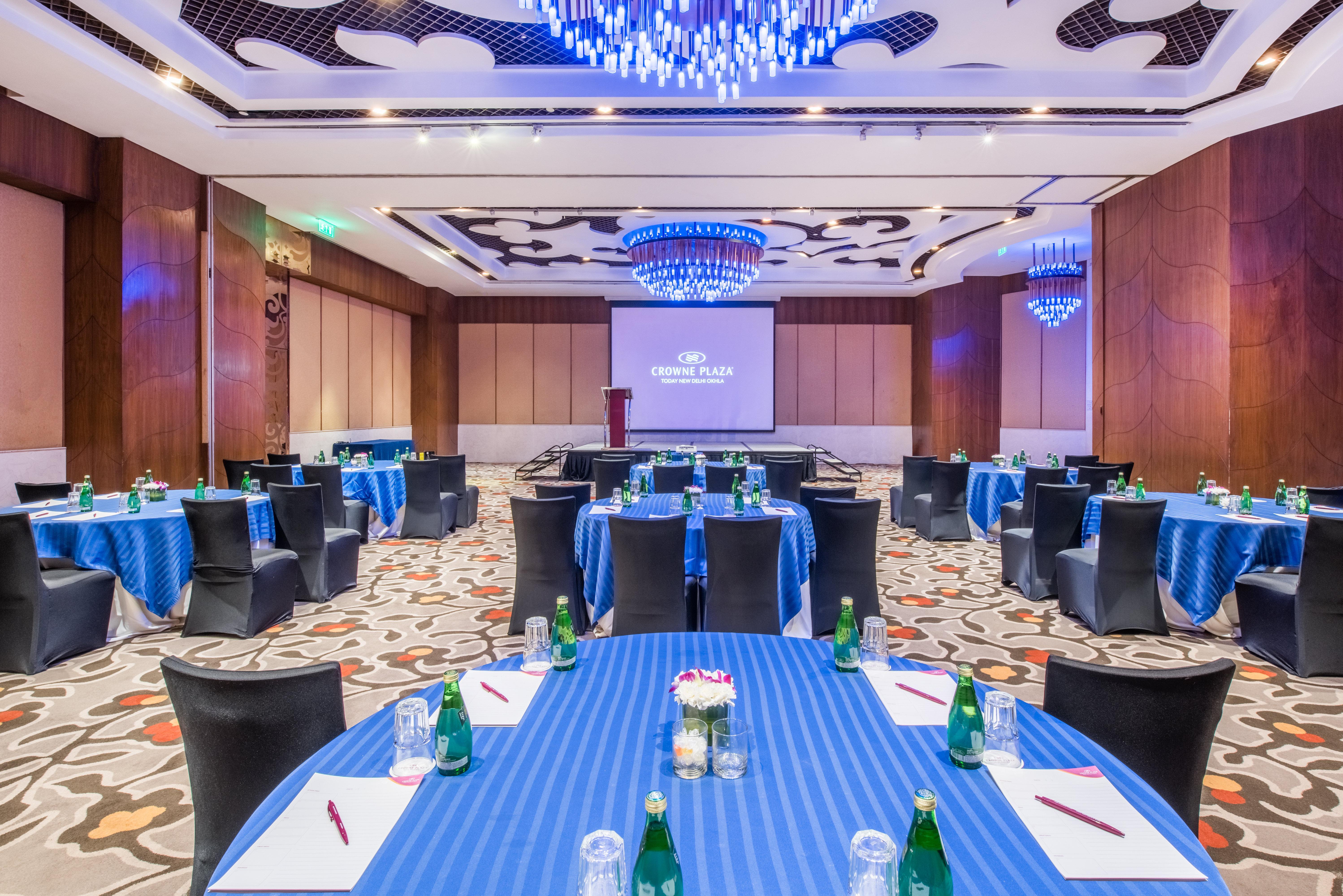 Crowne Plaza New Delhi Okhla By Ihg Nova Deli Exterior foto Meeting room